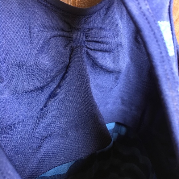 Athleta workout tank - Picture 4 of 4